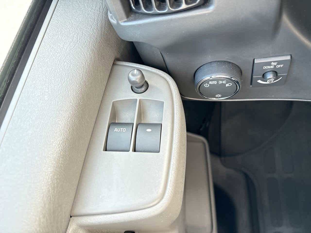 Used 2025 Chevrolet Express 3500 LS image 15