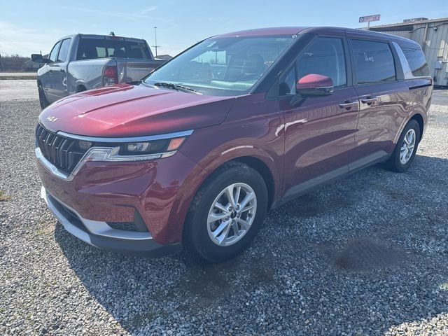 Used 2024 Kia Carnival LX image 1