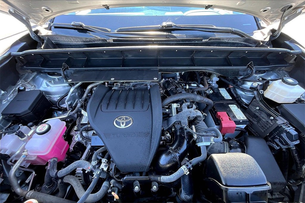 Used 2024 Toyota Highlander LE image 10