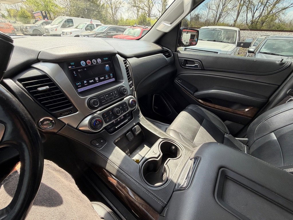 Used 2017 Chevrolet Tahoe LT w/ Luxury Package image 16