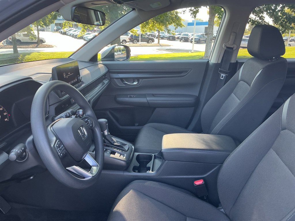 Used 2025 Honda CR-V LX image 18