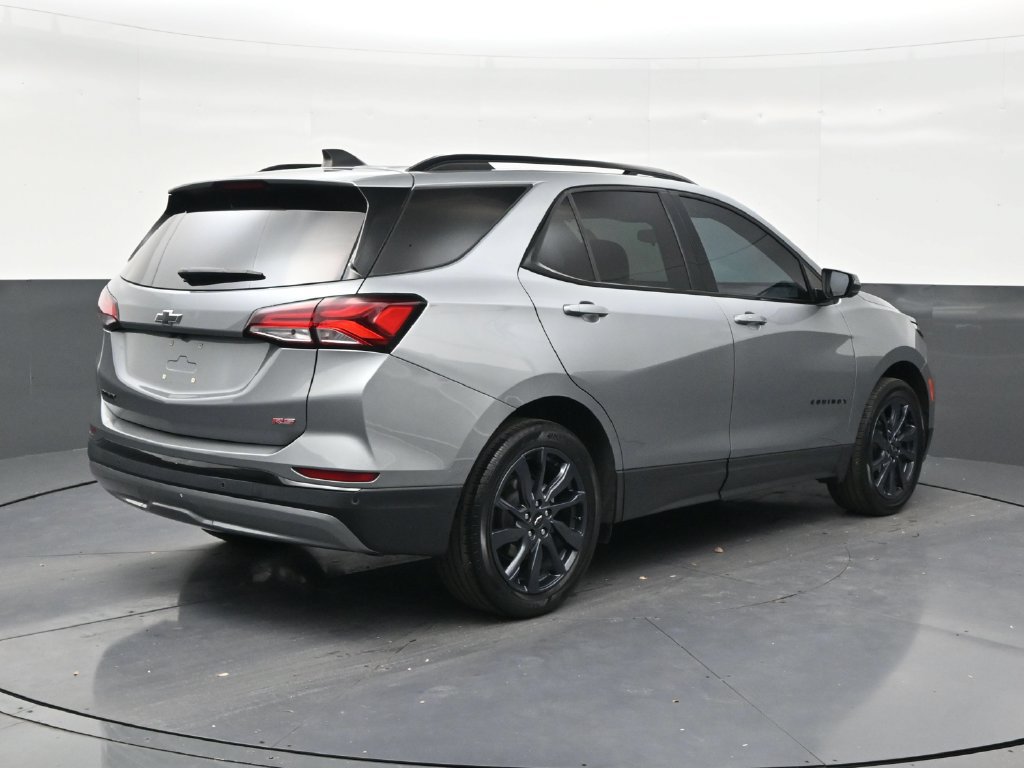 Used 2024 Chevrolet Equinox RS w/ RS Leather Package FWD image 5