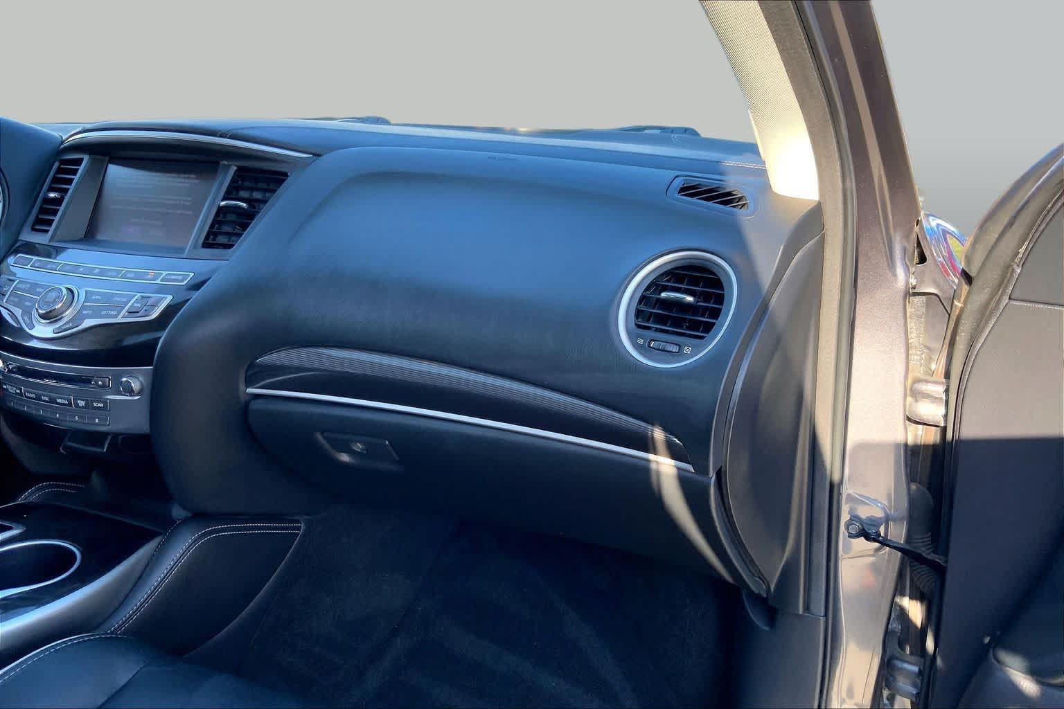 Used 2017 INFINITI QX60 FWD w/ Premium Plus Package image 19