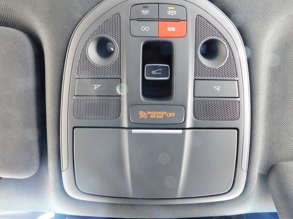 Used 2026 Genesis G70 3.3T Sport Prestige image 27