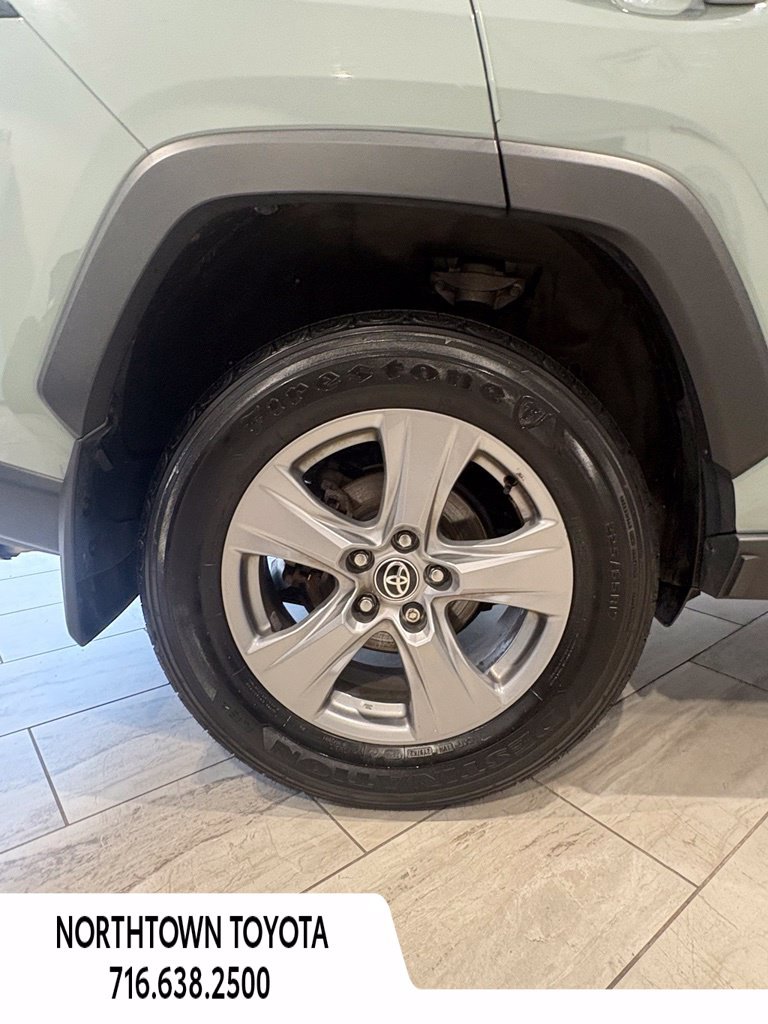 Used 2023 Toyota RAV4 XLE AWD/4WD image 12
