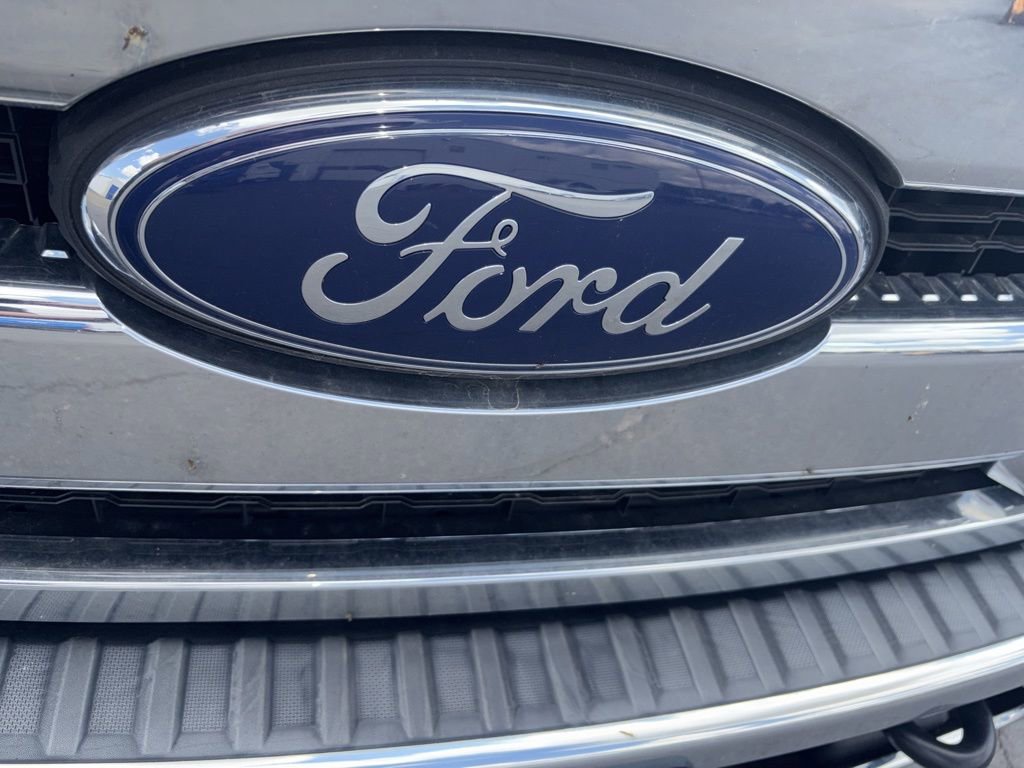 Used 2016 Ford F250 XLT w/ XLT Value Package AWD/4WD image 16