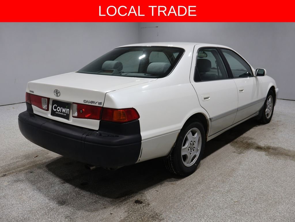 Used 2001 Toyota Camry LE FWD image 9
