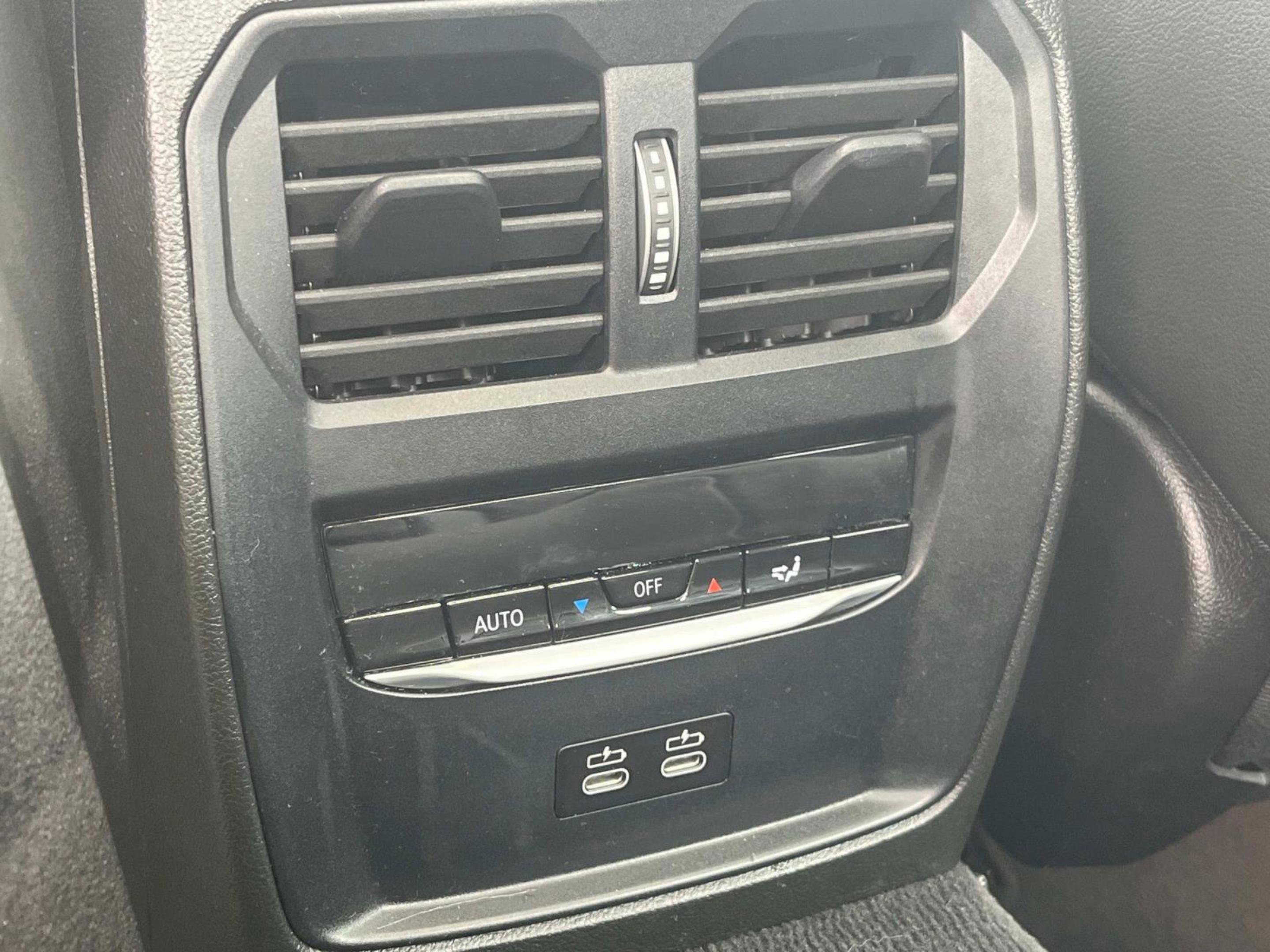 Used 2024 BMW 330e xDrive image 64