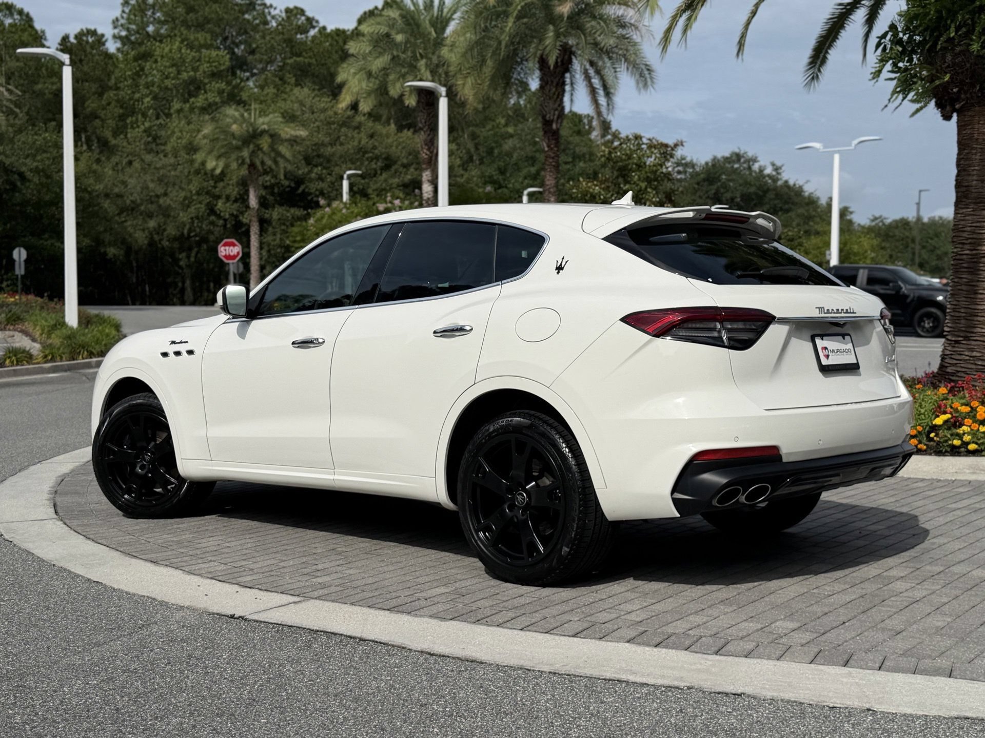 Used 2023 Maserati Levante Modena AWD/4WD image 2