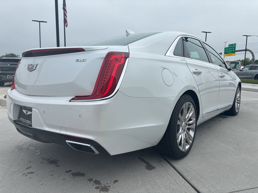 Used 2018 Cadillac XTS Luxury w/ Driver Awareness Package FWD image 5