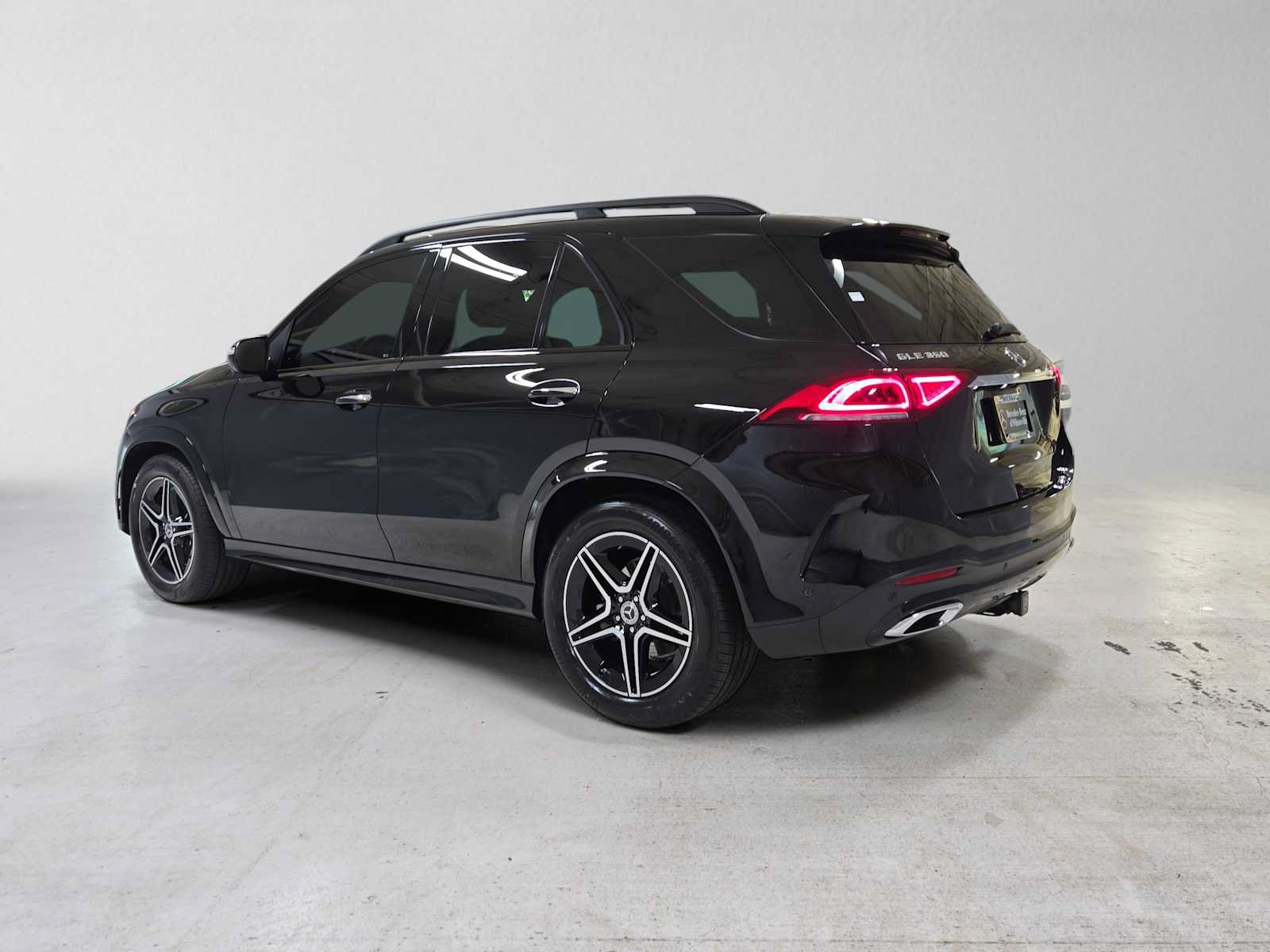 Used 2023 Mercedes-Benz GLE 350 4MATIC image 5