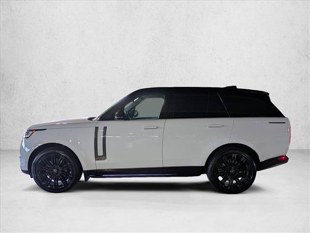 Used 2024 Land Rover Range Rover SE AWD/4WD image 9