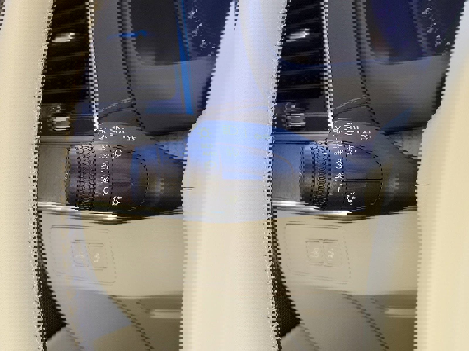 Certified 2023 Volvo XC90 T8 Ultimate w/ Lounge Package AWD/4WD image 23