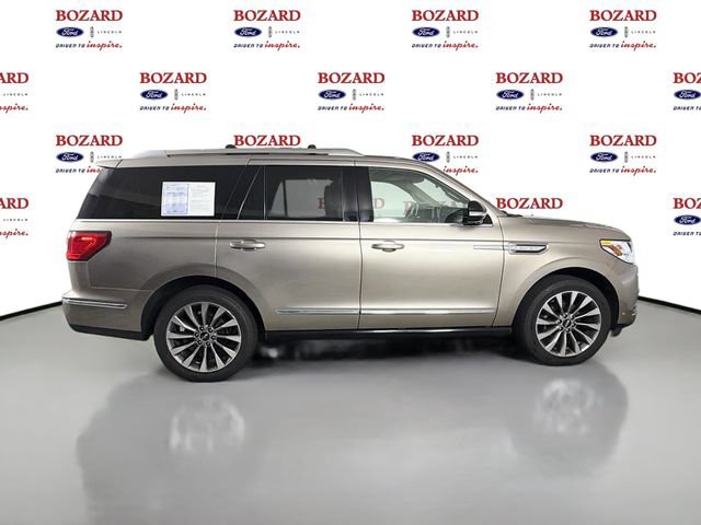 Certified 2020 Lincoln Navigator Reserve w/ Luxury Package AWD/4WD image 9