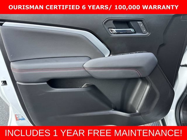 Used 2025 Chevrolet Colorado Z71 w/ Technology Package AWD/4WD image 18