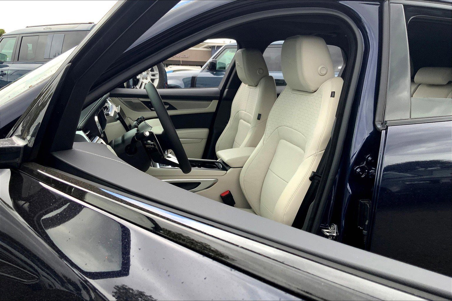 New 2026 Jaguar F-PACE R-Dynamic S image 10