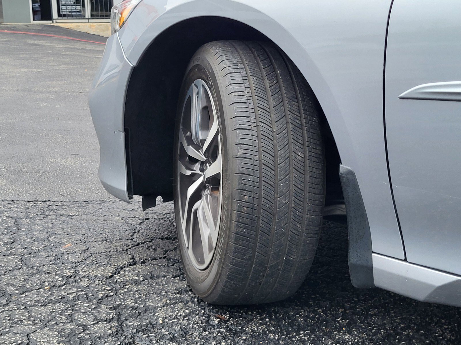 Used 2019 Honda Accord Touring image 31