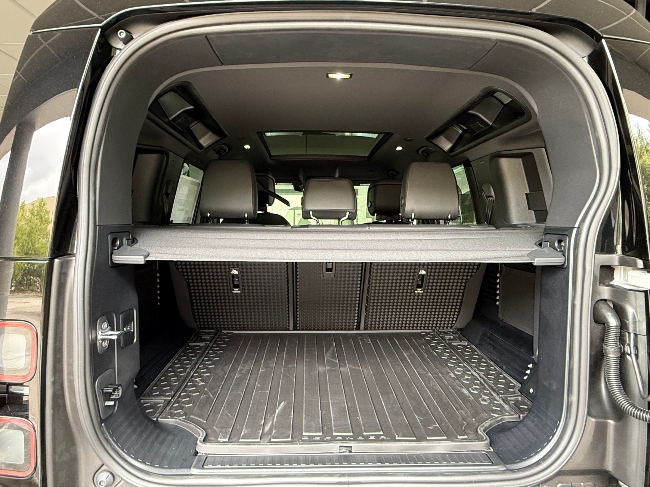 New 2026 Land Rover Defender 110 S AWD/4WD image 23