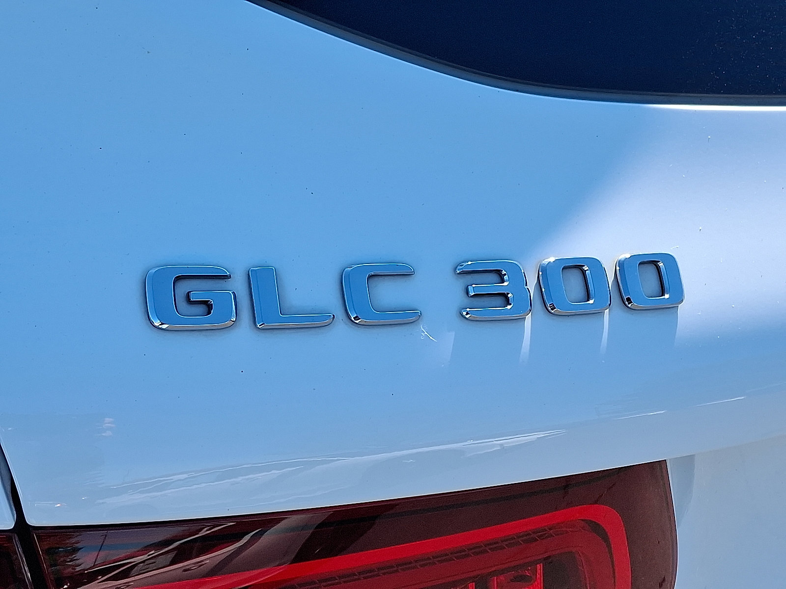 Used 2021 Mercedes-Benz GLC 300 4MATIC image 32