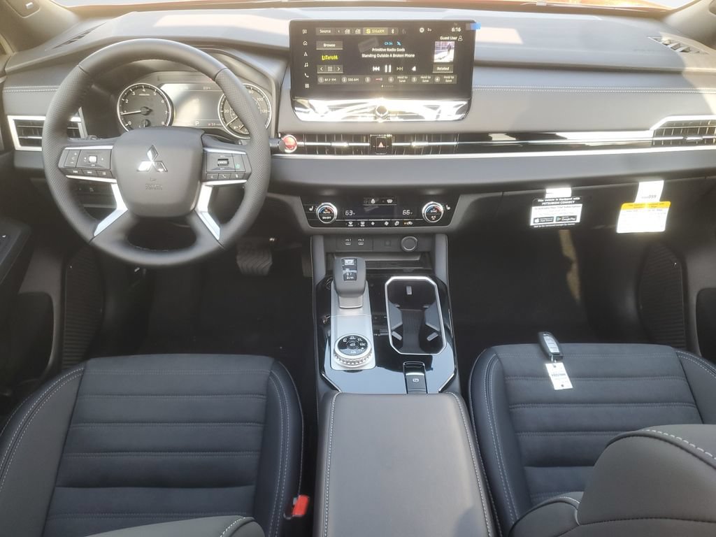 New 2026 Mitsubishi Outlander AWD image 22