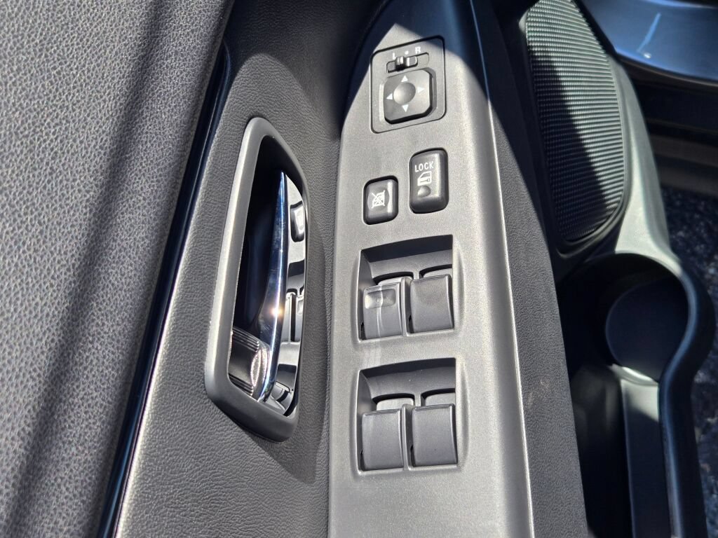 New 2026 Mitsubishi Outlander Sport LE AWD/4WD image 18