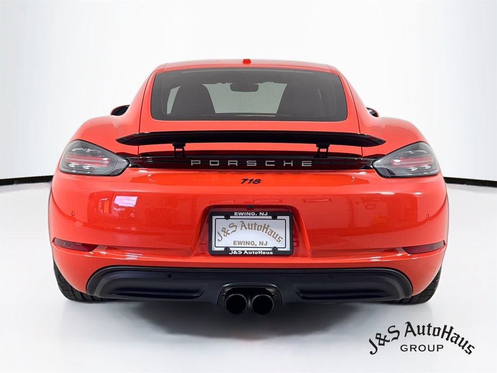 Used 2022 Porsche 718 Cayman RWD image 6