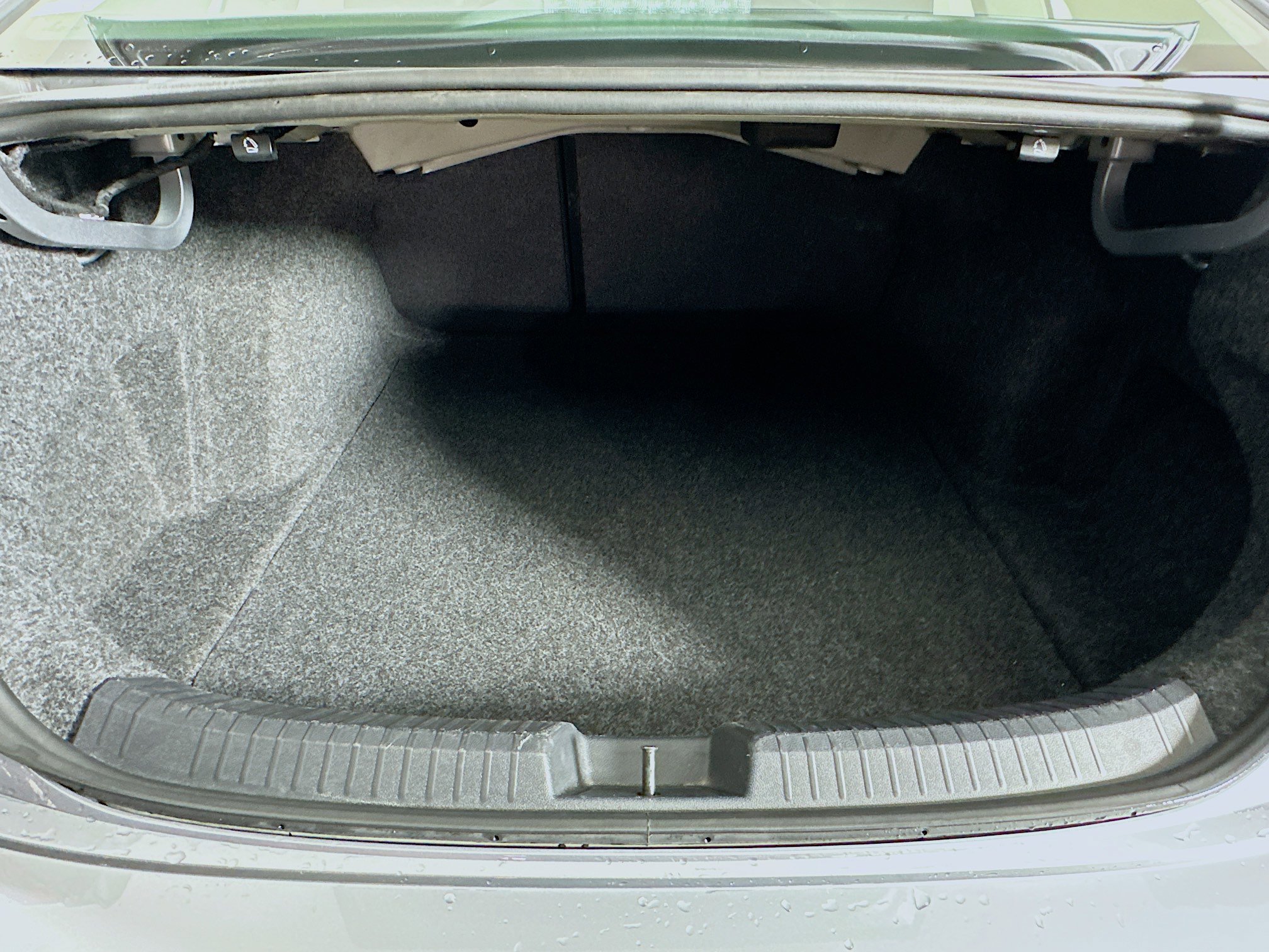 Used 2024 Volkswagen Jetta SE image 27