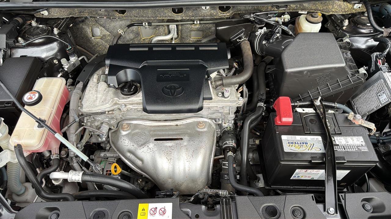 Used 2017 Toyota RAV4 LE w/ Carpet Mat Package image 26