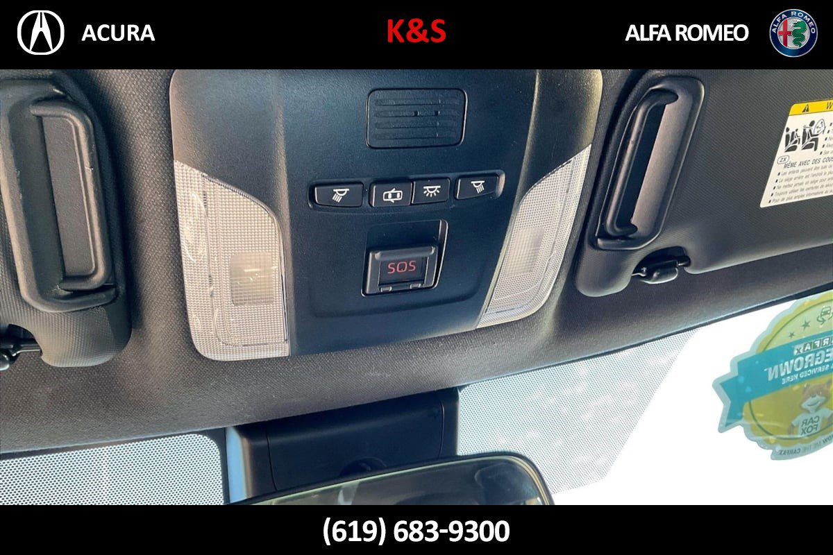 Used 2020 Toyota Corolla SE w/ Carpet Mat Package (TMS) FWD image 36