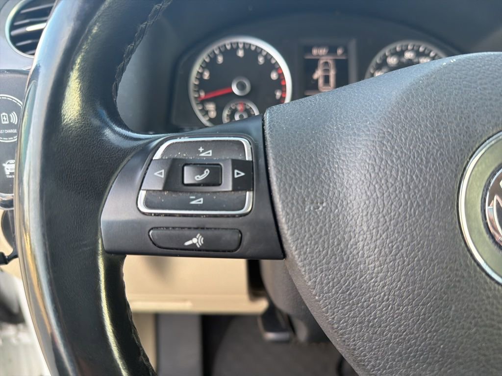 Used 2017 Volkswagen Tiguan S FWD image 19
