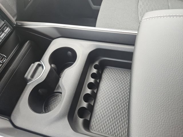 New 2026 RAM 2500 Big Horn AWD/4WD image 23