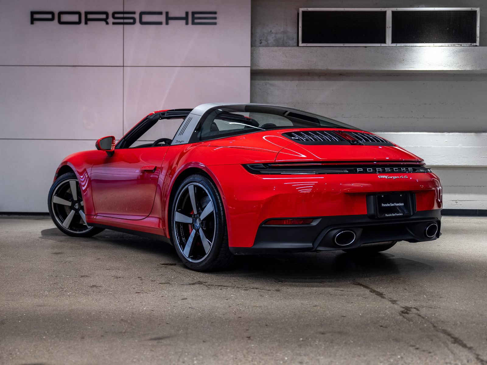 Certified 2026 Porsche 911 Targa 4S AWD/4WD image 3