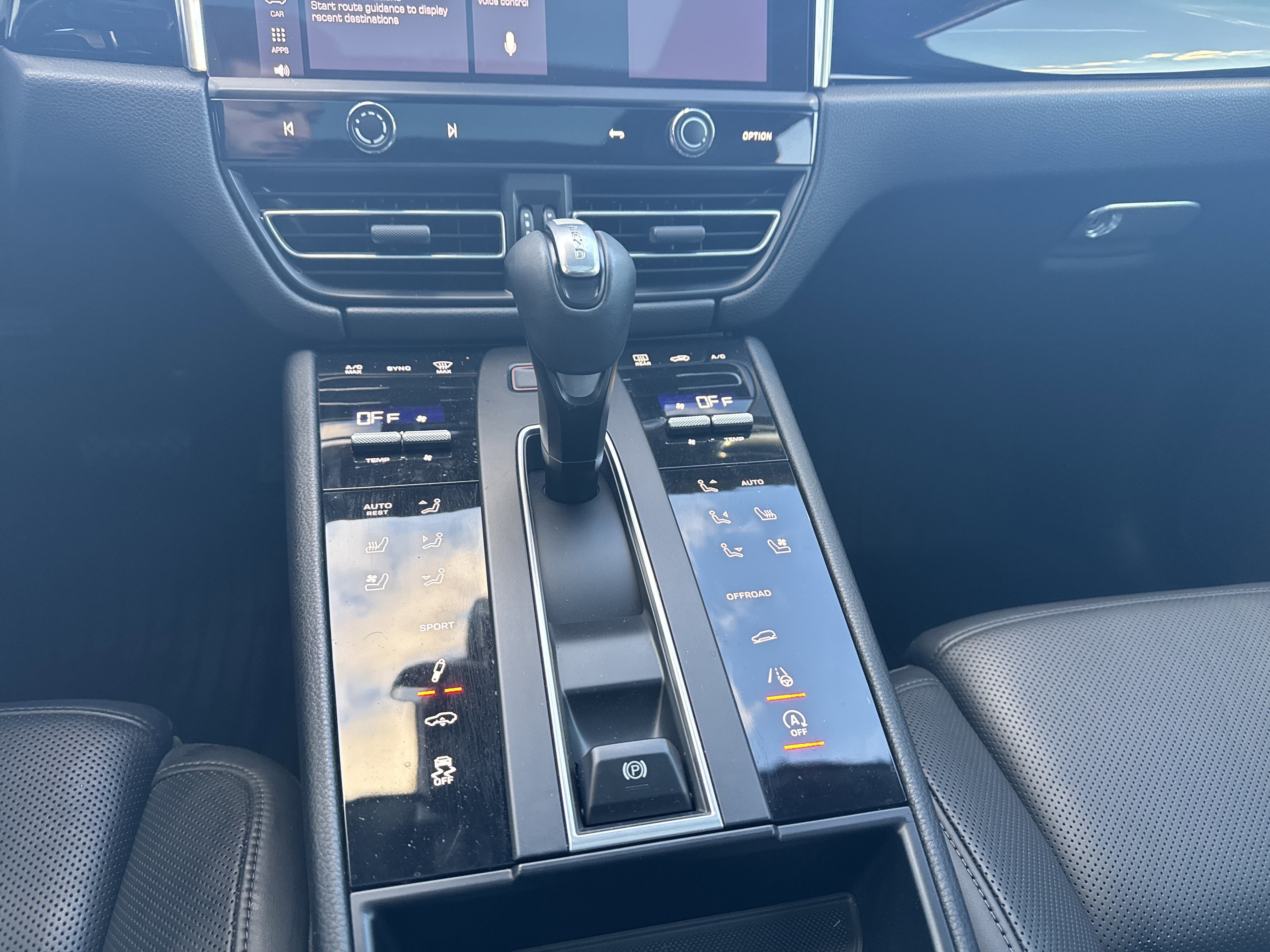 Used 2022 Porsche Macan S image 17