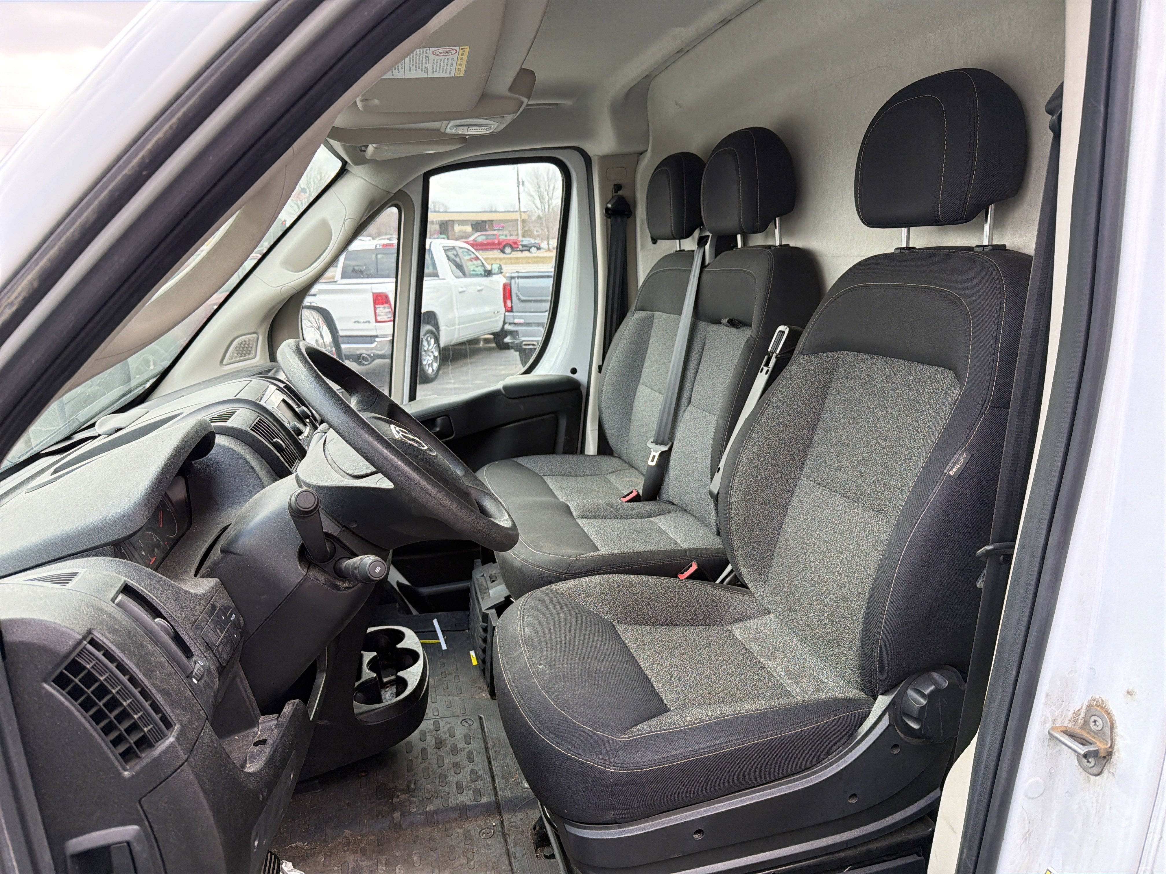 Used 2021 RAM ProMaster 1500 w/ Convenience Group image 4