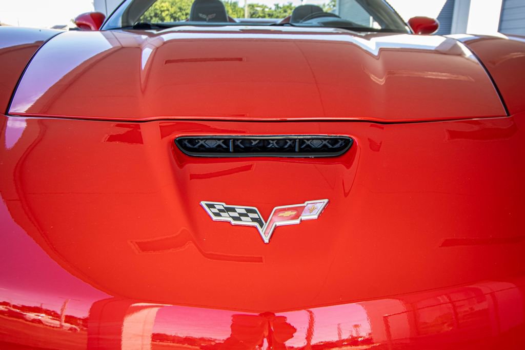 Used 2011 Chevrolet Corvette Grand Sport w/ Preferred Equipment Group image 9