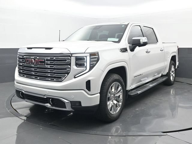 Used 2024 GMC Sierra 1500 Denali w/ Technology Package AWD/4WD image 24