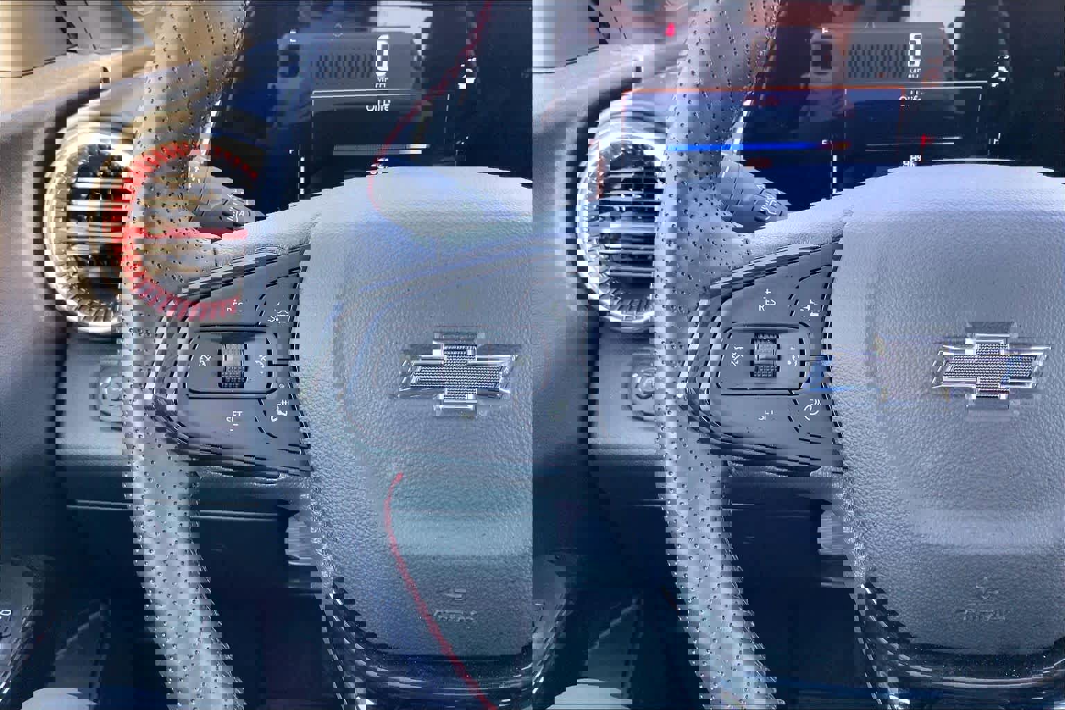 Used 2024 Chevrolet Trax RS w/ Sunroof Package image 23