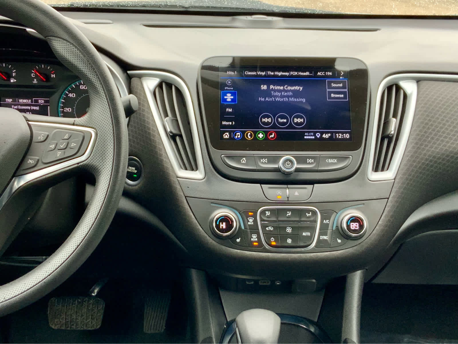 Used 2024 Chevrolet Malibu LT image 41