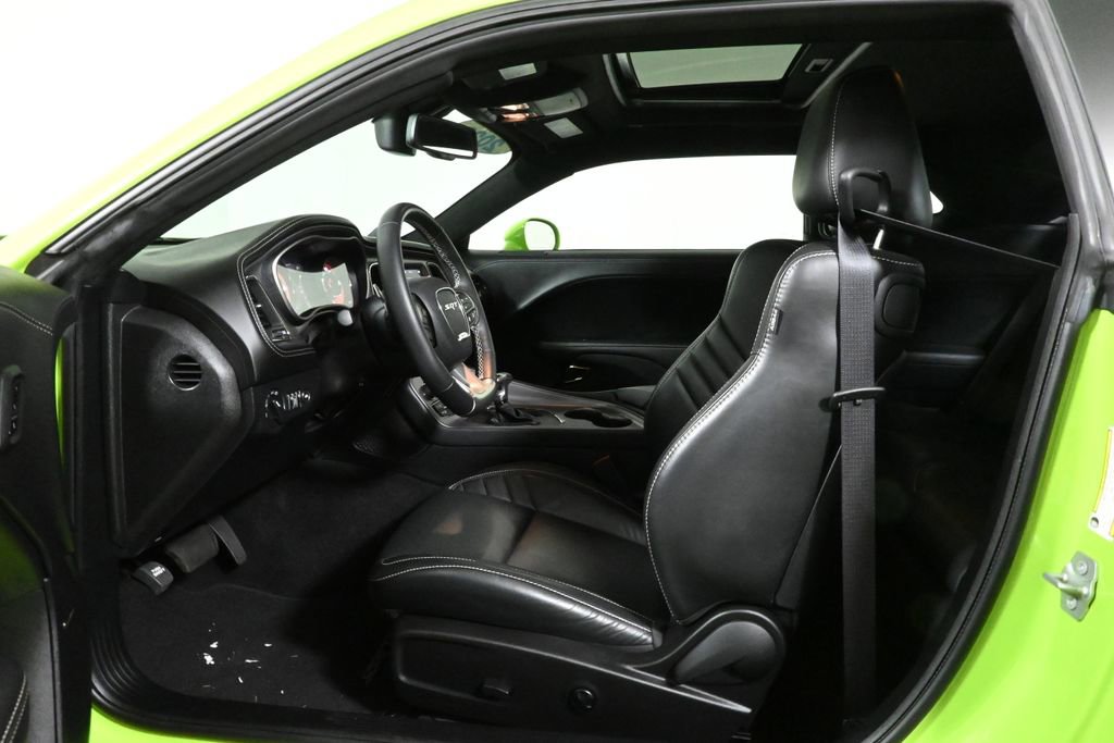 Used 2023 Dodge Challenger SRT Hellcat image 3