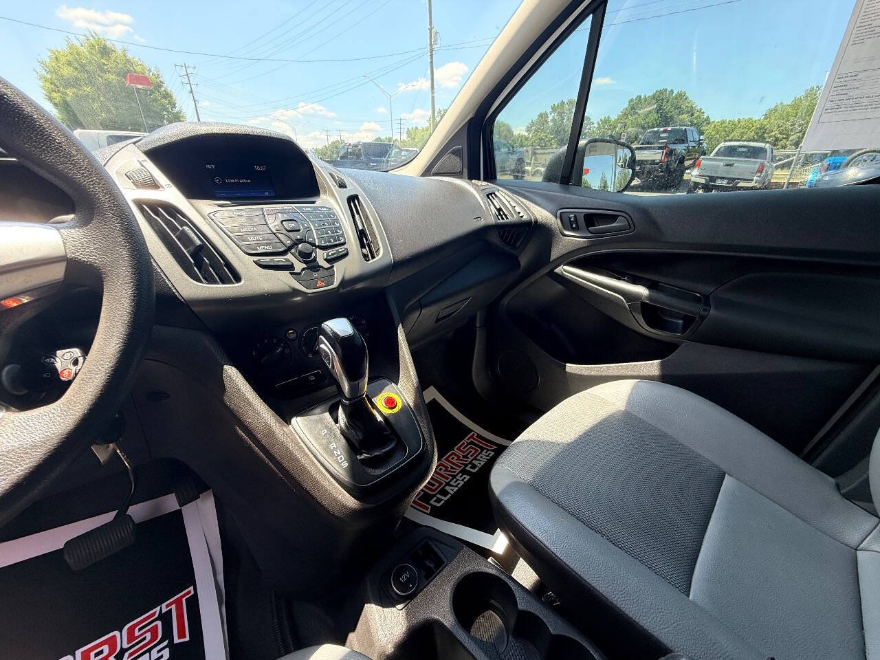Used 2017 Ford Transit Connect XL FWD image 31