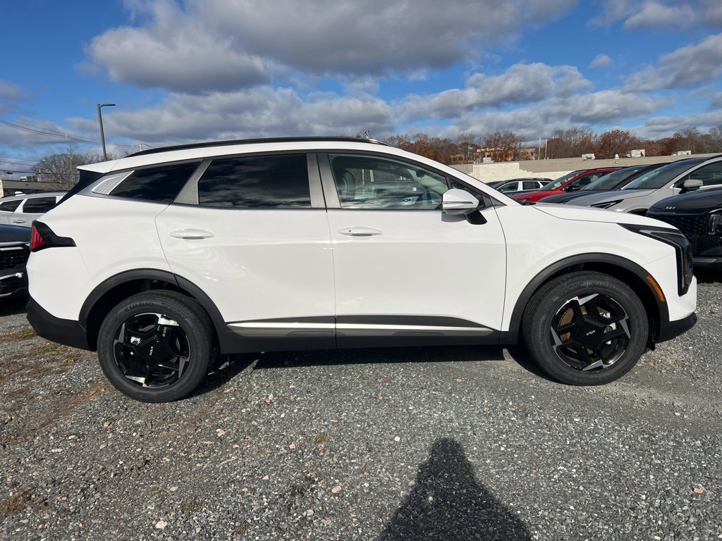 New 2026 Kia Sportage EX w/ EX Panorama Roof Package image 4