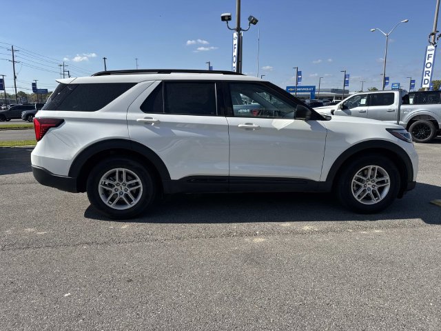 New 2026 Ford Explorer Active w/ Active Comfort Package RWD image 4