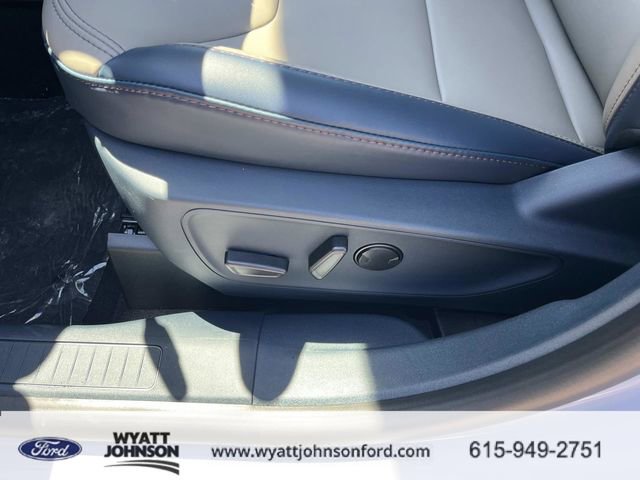 New 2026 Ford Maverick Lariat AWD/4WD image 23