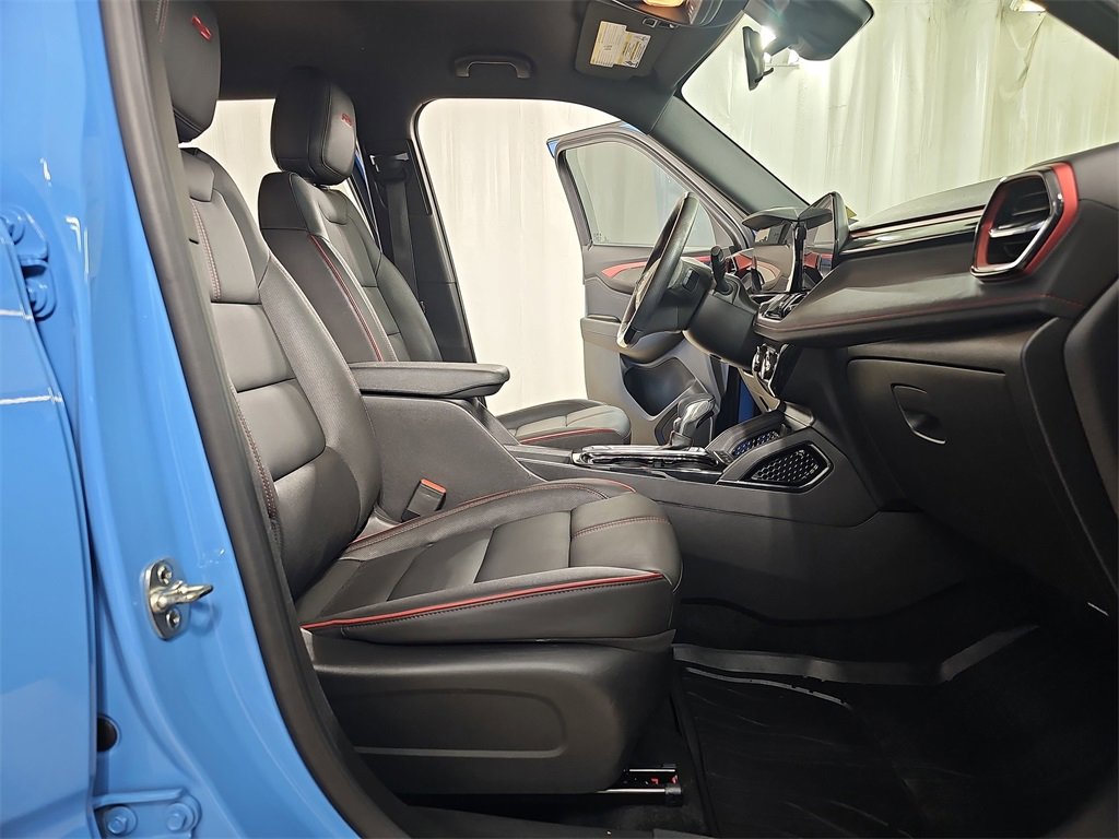 Certified 2024 Chevrolet TrailBlazer RS w/ Driver Confidence Package image 13