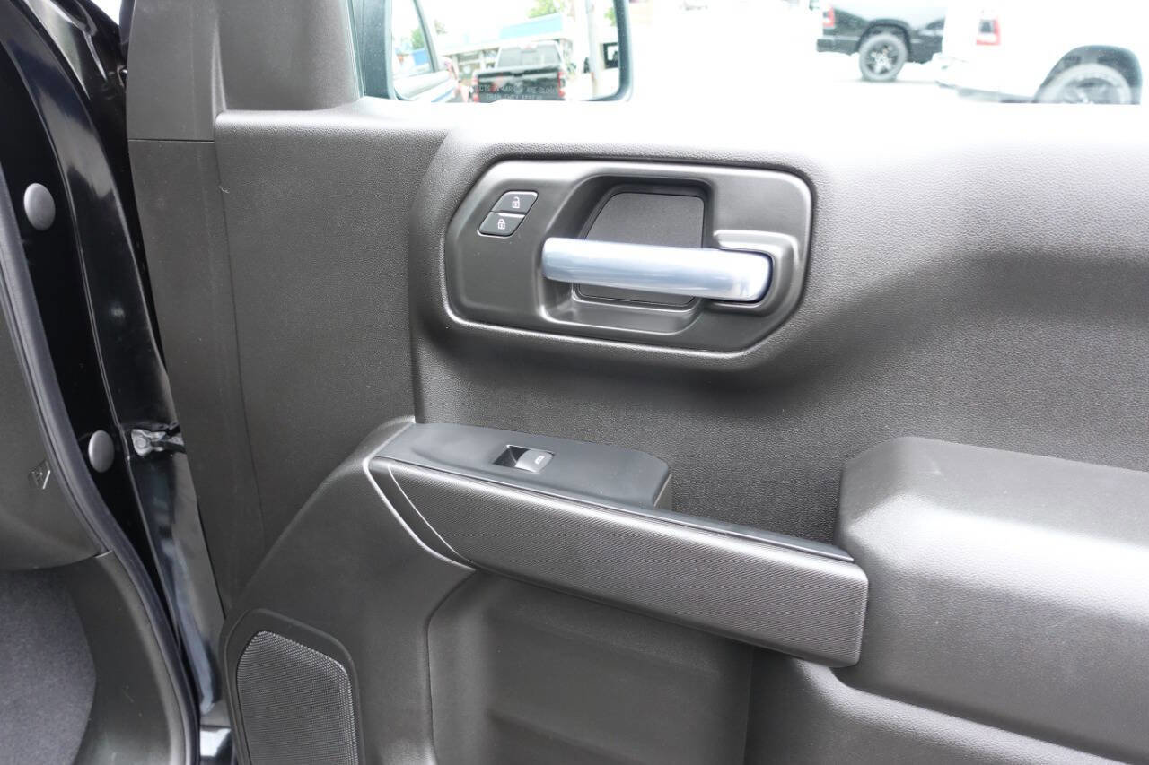 Used 2023 Chevrolet Silverado 1500 Custom w/ LPO, Dark Essentials Package AWD/4WD image 32