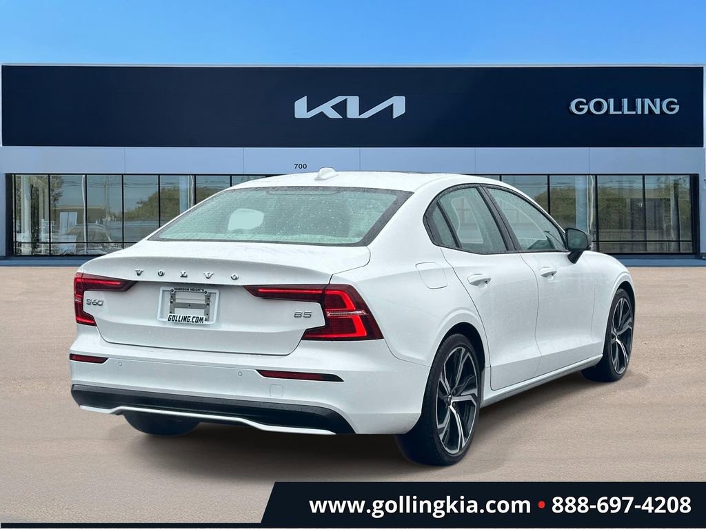 Used 2024 Volvo S60 B5 Core image 3