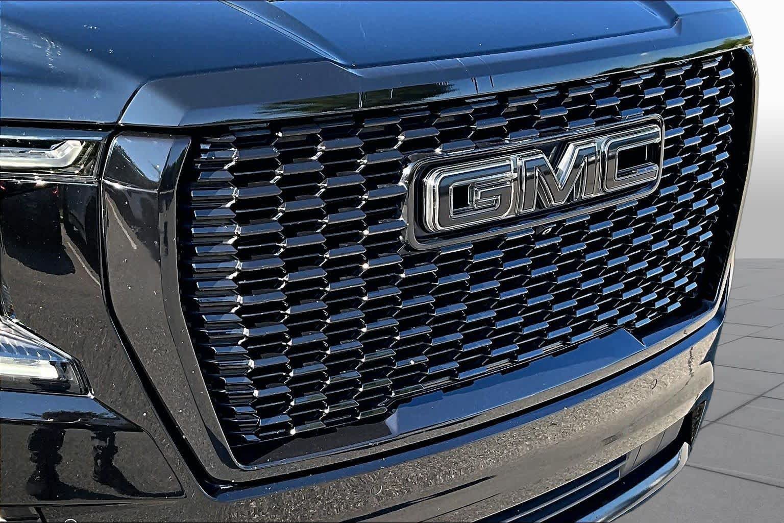 Used 2021 GMC Yukon Denali AWD/4WD image 32
