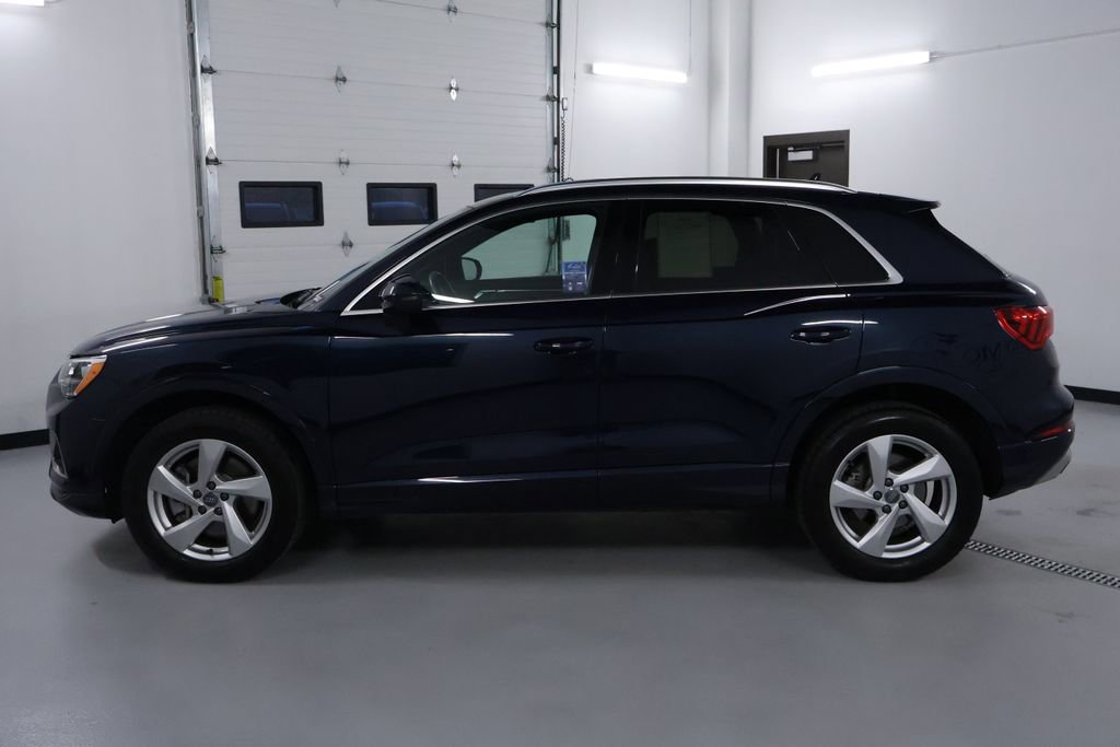 Used 2020 Audi Q3 2.0T Premium w/ Convenience Package image 4