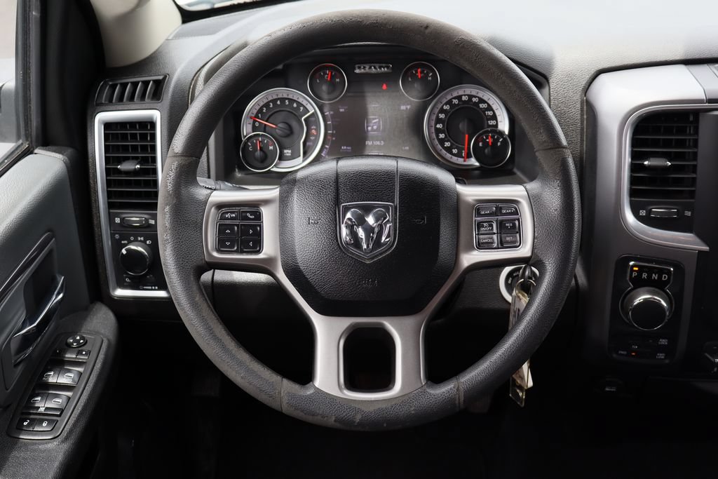 Used 2022 RAM 1500 Classic SLT w/ Electronics Group AWD/4WD image 13