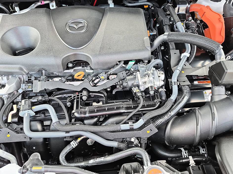 New 2026 MAZDA CX-50 AWD 2.5 Hybrid w/ Weather Package image 34